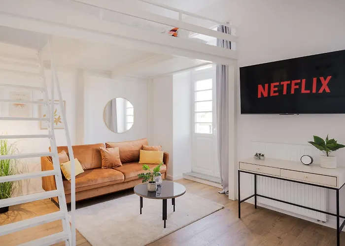 Stylowe M1 Na Jana Pawla Ii ヴロツワフ