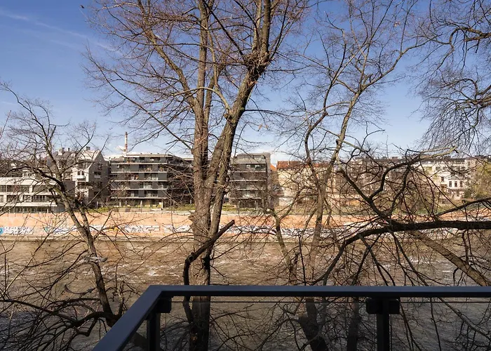 Stylowe M1 Na Jana Pawla Ii